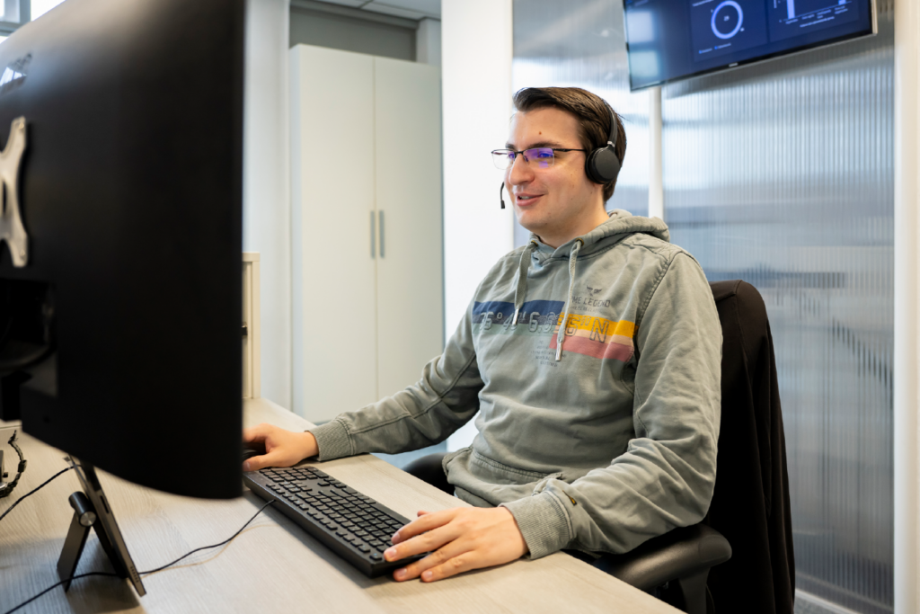 header support