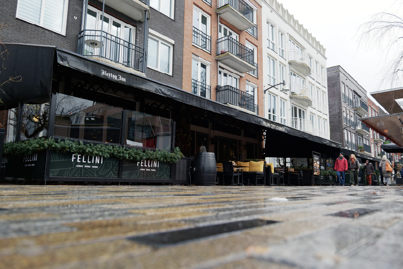 het terras van fellini leeuwarden